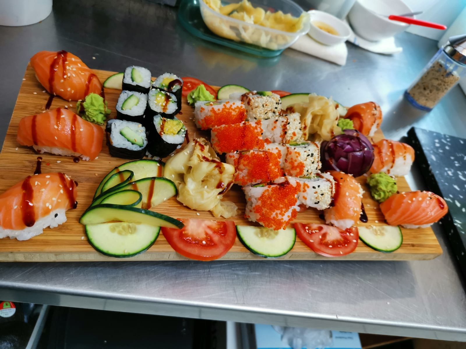 Vietwok Restaurant - Frisches Sushi und vietnamesische Spezialitäten in Traunreut